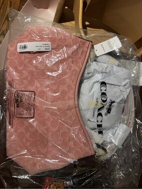 Coach NIB Pink Denim Laurel Shoulder Bag